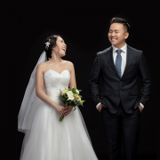 <b>个性创意婚纱摄影</b>